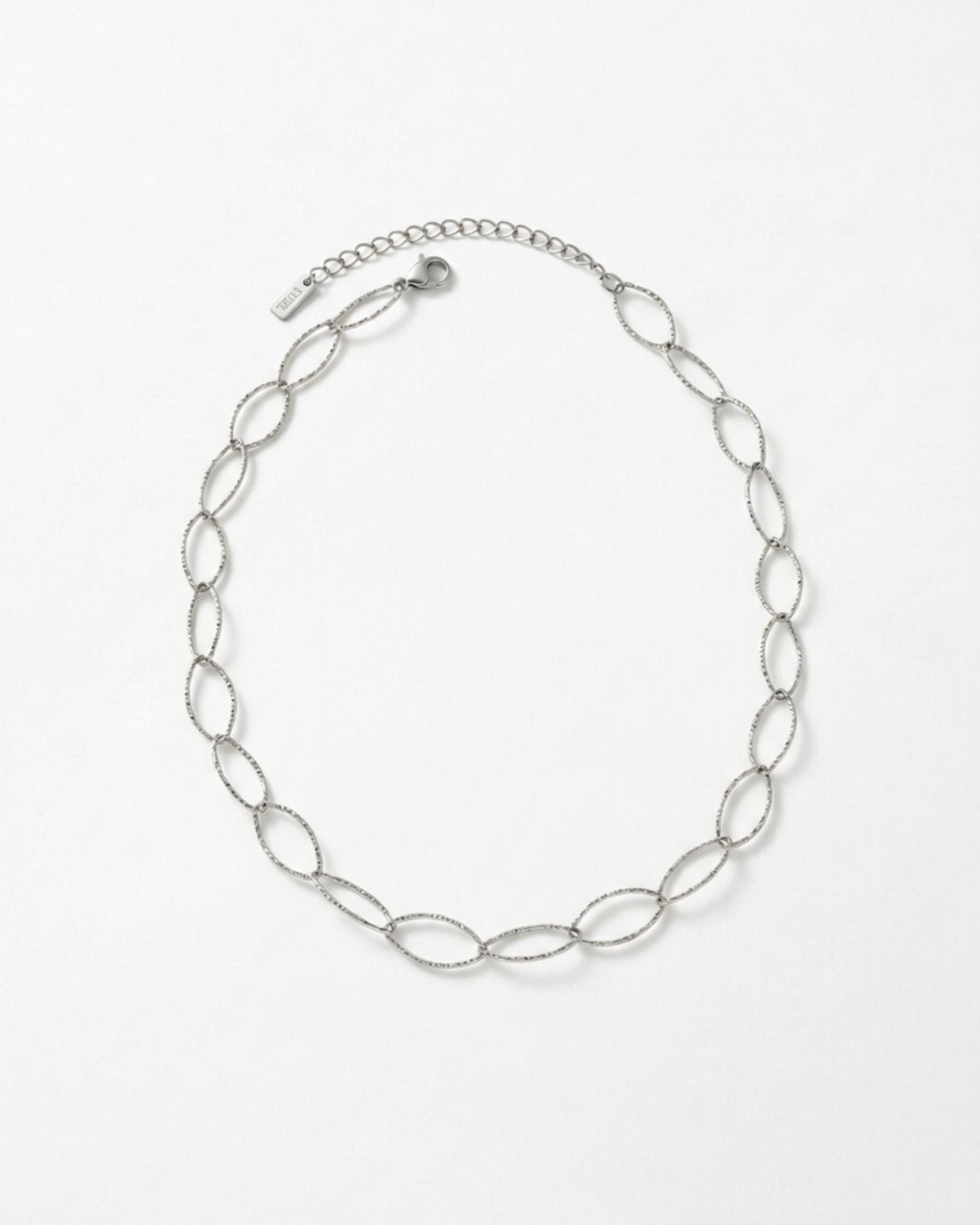 RAGNA Waterproof Silver Stainless Steel Oval Link Necklace - Structured Finish - DANSK Copenhagen
