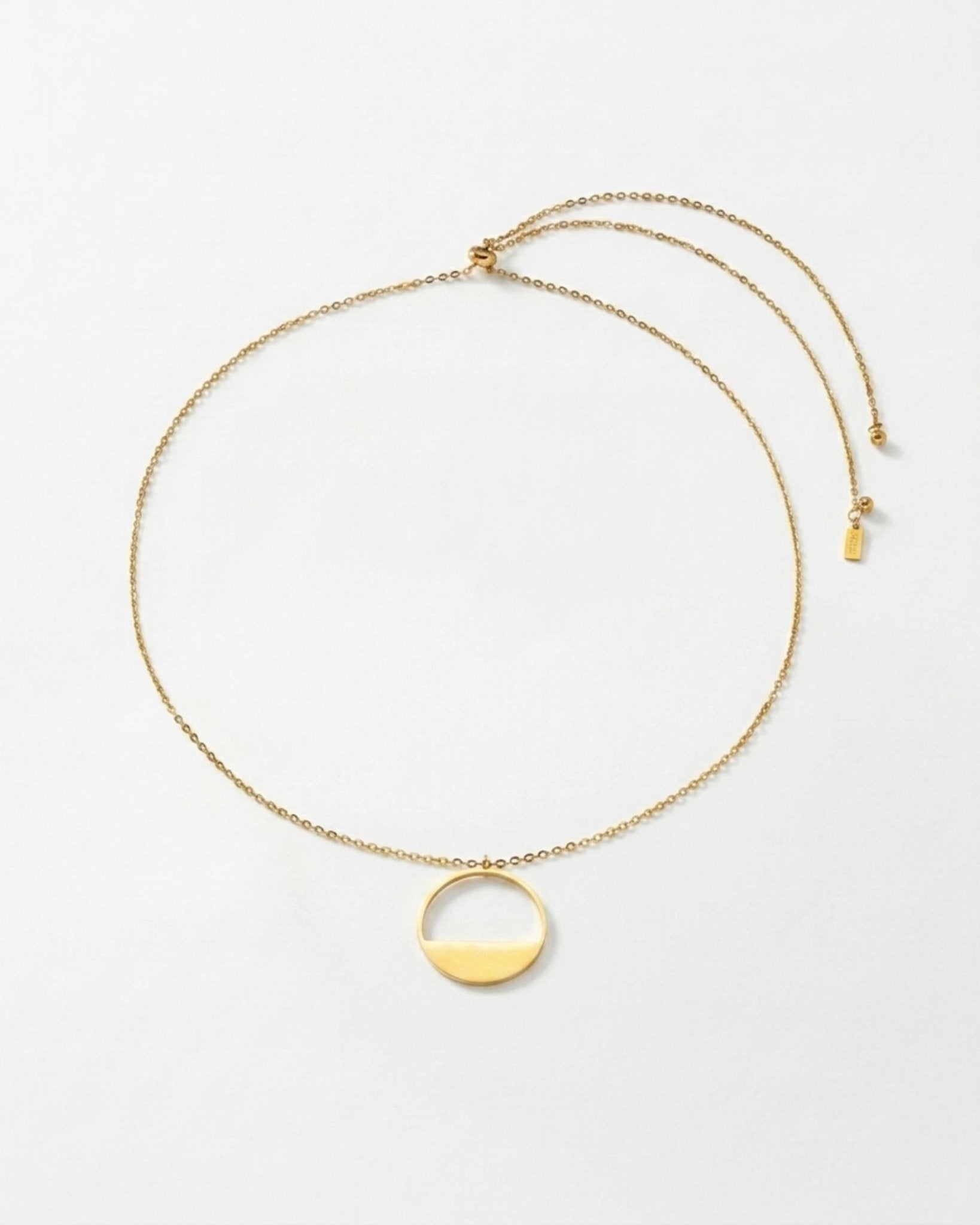 SAGA Waterproof 18K Gold Plated Necklace – Adjustable Chain & Brushed Stainless Steel - DANSK Copenhagen