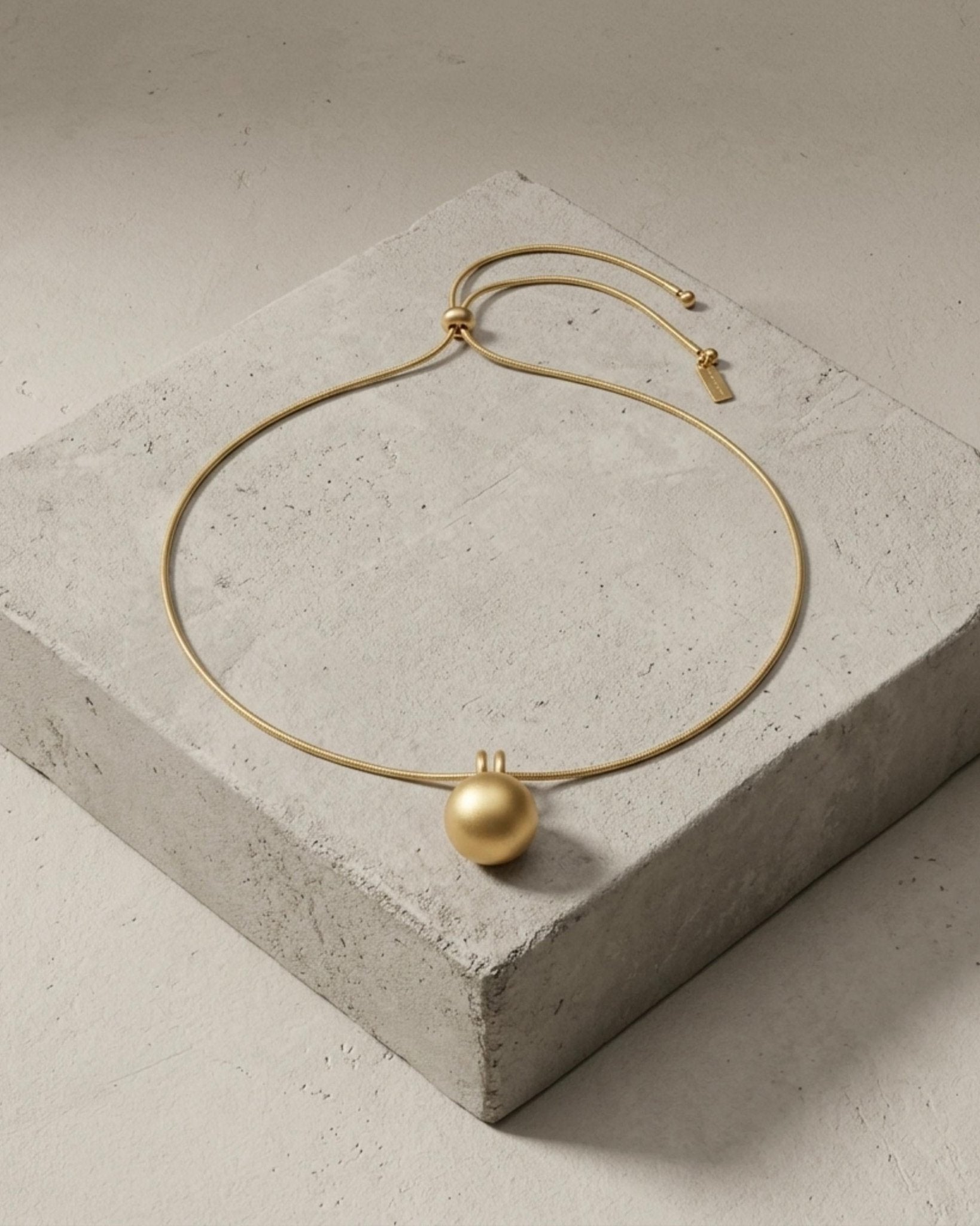 SIGNE Waterproof 18K Gold Plated Necklace - Adjustable Chain & Sanded Stainless Steel - DANSK Copenhagen