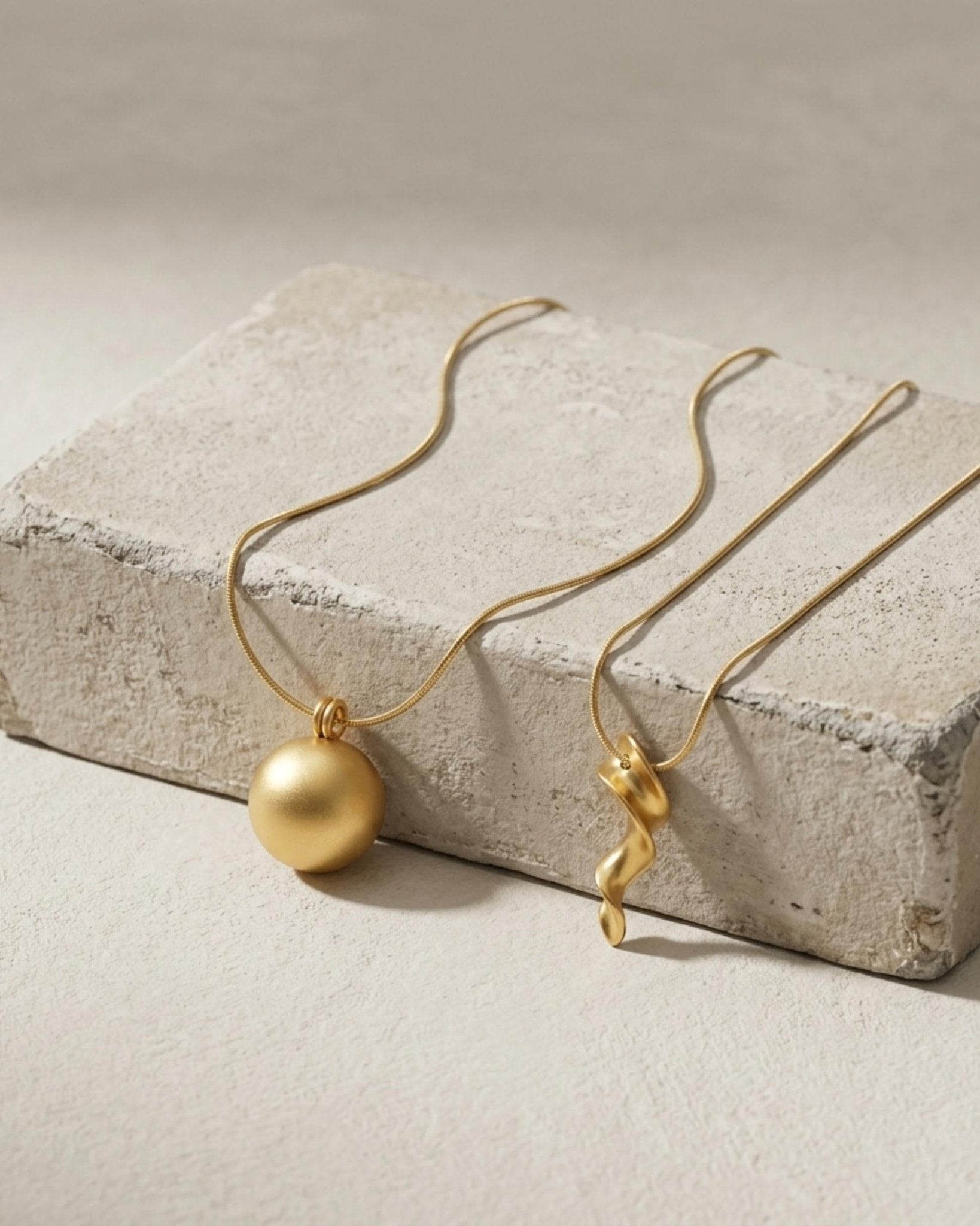 SIGNE Waterproof 18K Gold Plated Necklace - Adjustable Chain & Sanded Stainless Steel - DANSK Copenhagen