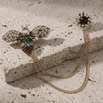 Tracey Bee With Chain Brooch Green 30x47x105mm -DNSK Copenhagen
