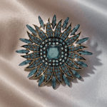 Tracey Colorfull Brooch Blue 56x56mm -DNSK Copenhagen