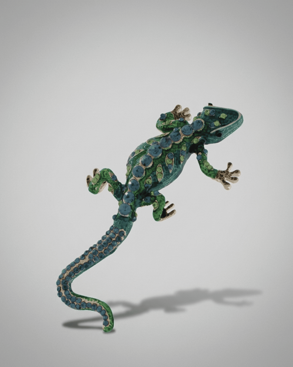 Tracey Salamander Brooch Green 102x56mm -DNSK Copenhagen