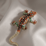 Tracey Salamander Brooch Red 102x56mm -DNSK Copenhagen