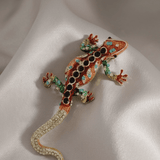 Tracey Salamander Brooch Red 102x56mm -DNSK Copenhagen
