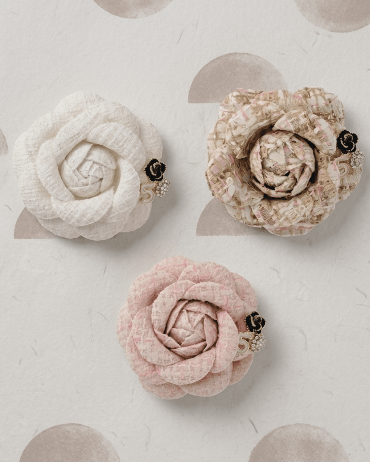 Tracey Wowen Brooch with 3 Pins Pink -DNSK Copenhagen