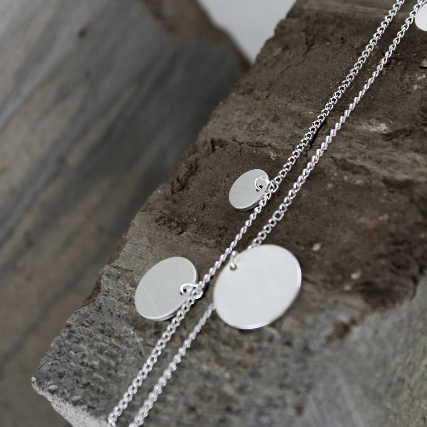 Theia Adjustable Dot Necklace Silver Plating I Dansk Copenhagen